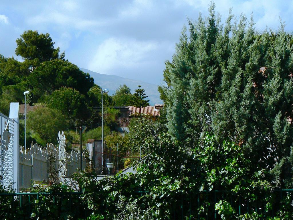 Etna Holiday Home Nicolosi Δωμάτιο φωτογραφία